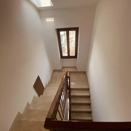 Ferienwohnung Antico Borgo Desenzano del Garda Exterior foto